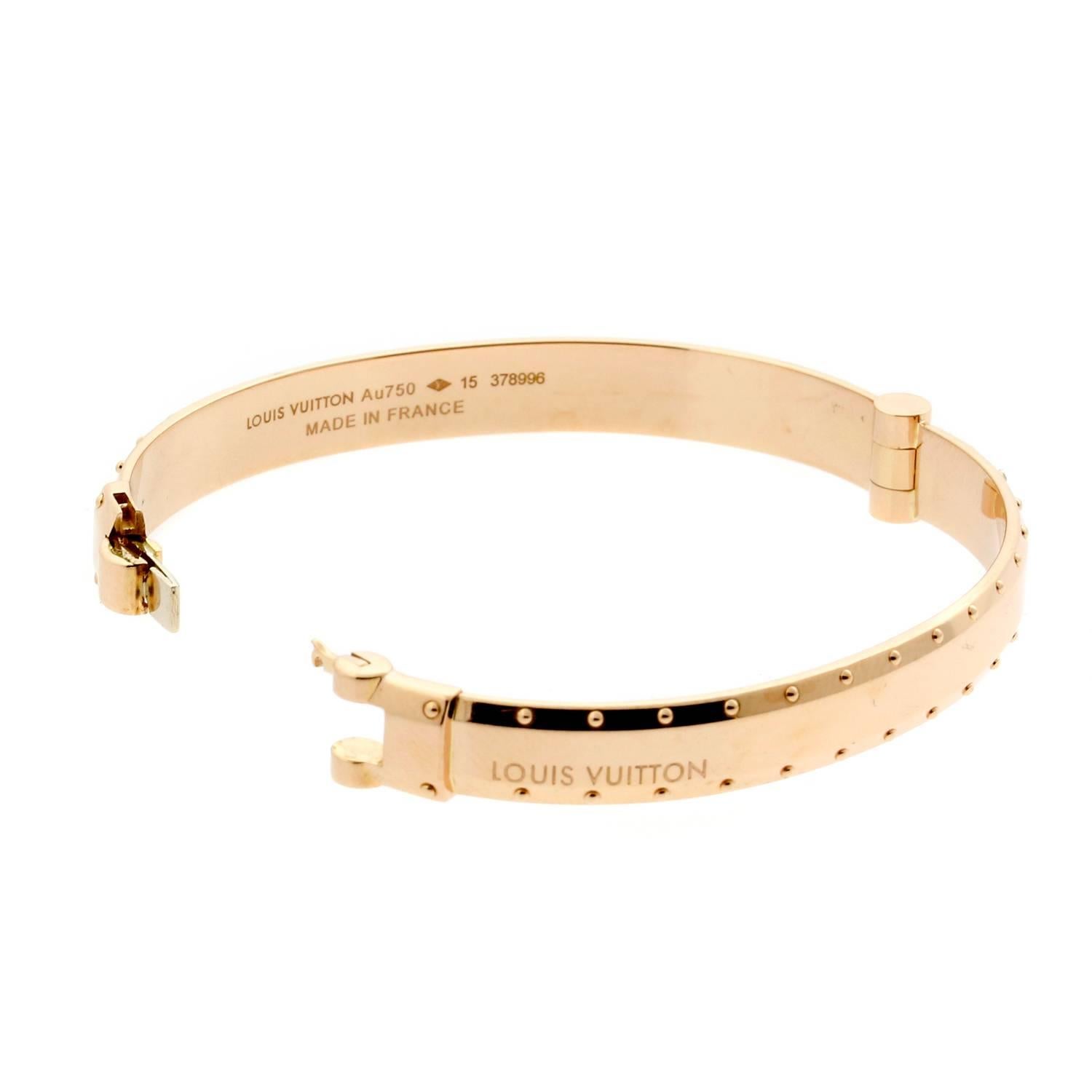 A Louis Vuitton bangle bracelet from the Emprise collection featuring bold sharp lines in this contemporary design set in 18k rose gold.

Size: 15cm 

Inventory ID : 0000569