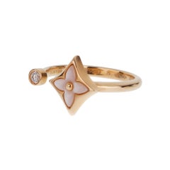 Anillo de diamantes «Color Blossom Mini Star» de Louis Vuitton con nácar, en oro rosa de 18 quilates