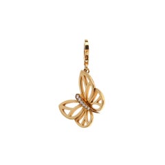 Ciondolo Van Cleef & Arpels in oro con farfalla traforata e diamanti
