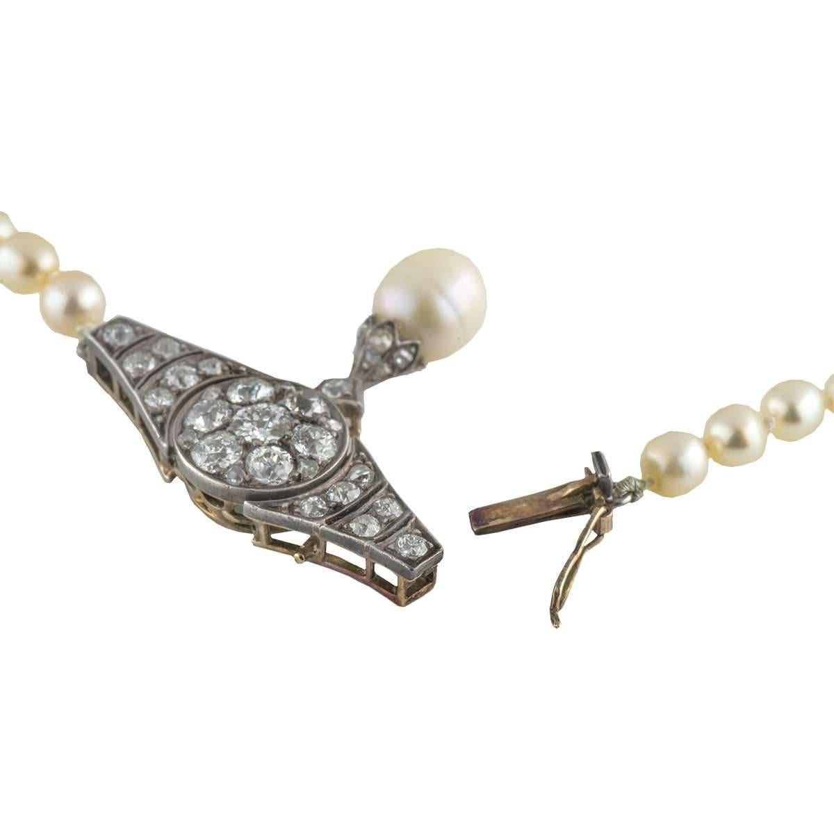 20th Century Natural Pearl & Diamond Necklace  In Good Condition In London, GB