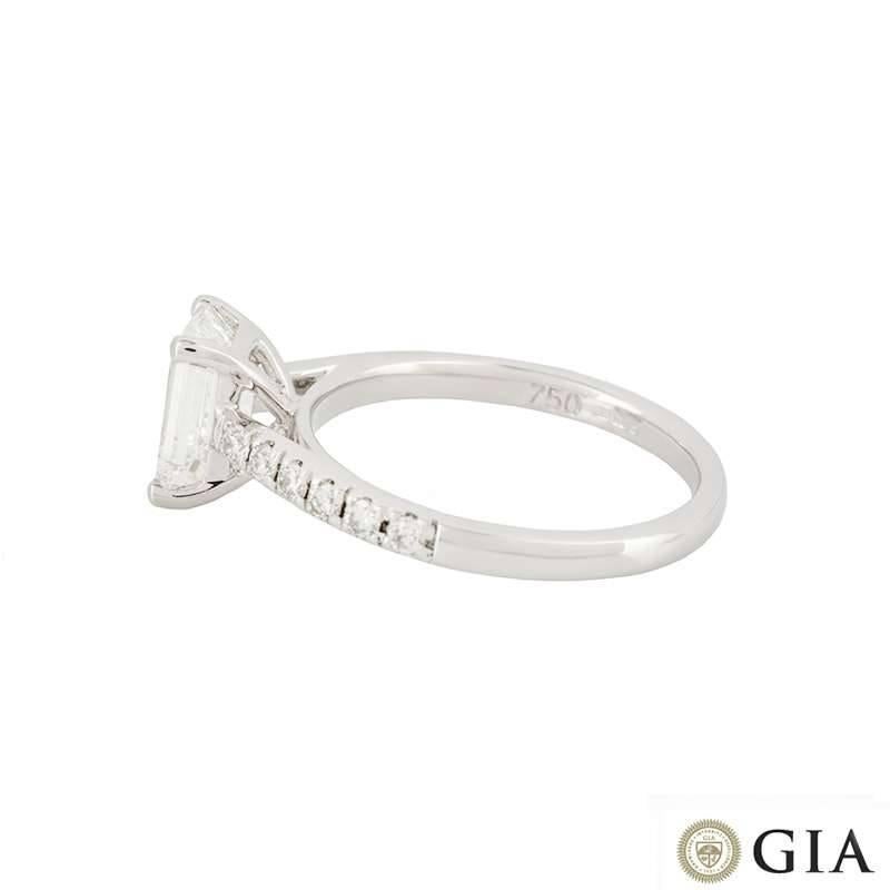 Emerald Cut Diamond Ring 1.34 Carat GIA Certified In Excellent Condition In London, GB