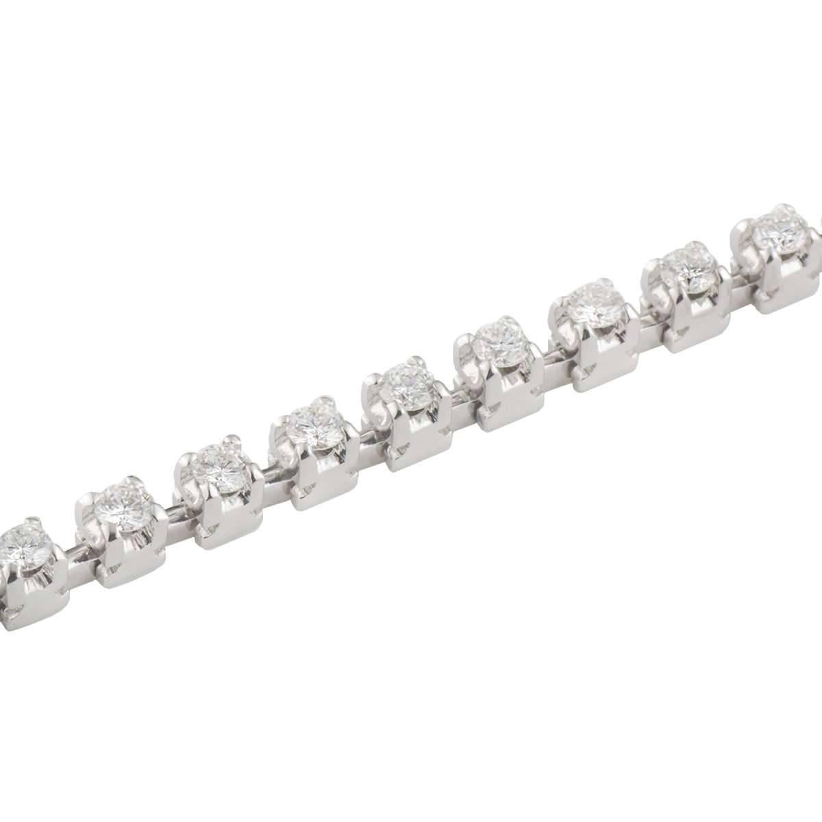White Gold Diamond Line Tennis Bracelet 1.58 Carat In New Condition In London, GB