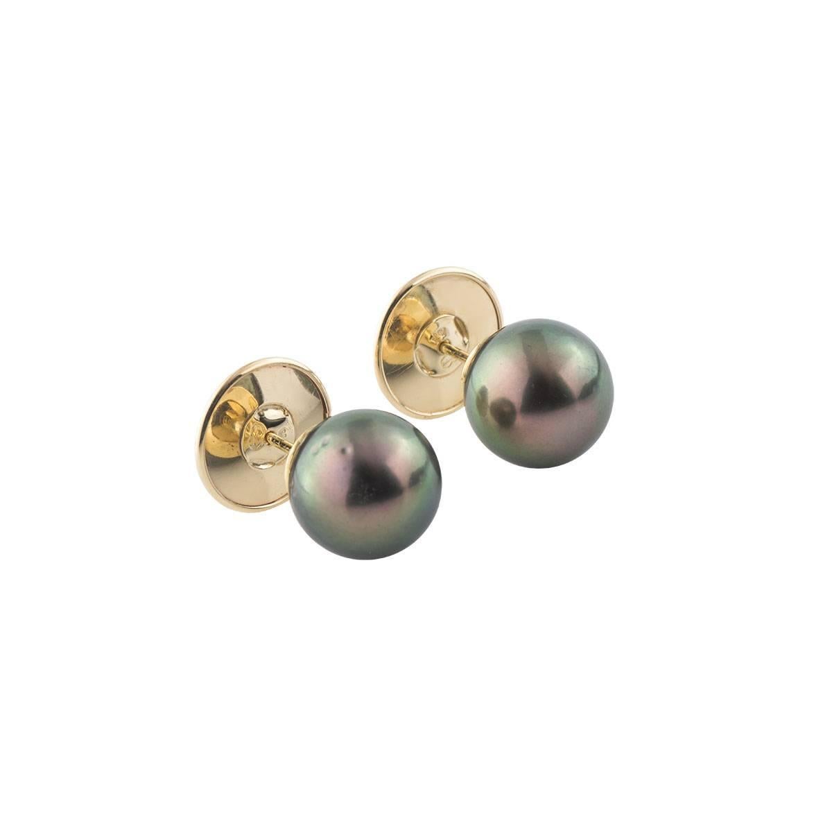 Women's South Sea Pearl and Diamonds Jewelry Suite