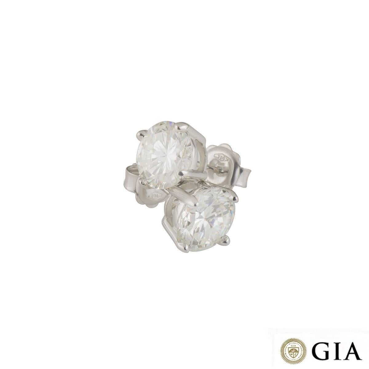 GIA Certified Diamond Stud Earrings Total 5.12 carats In New Condition In London, GB