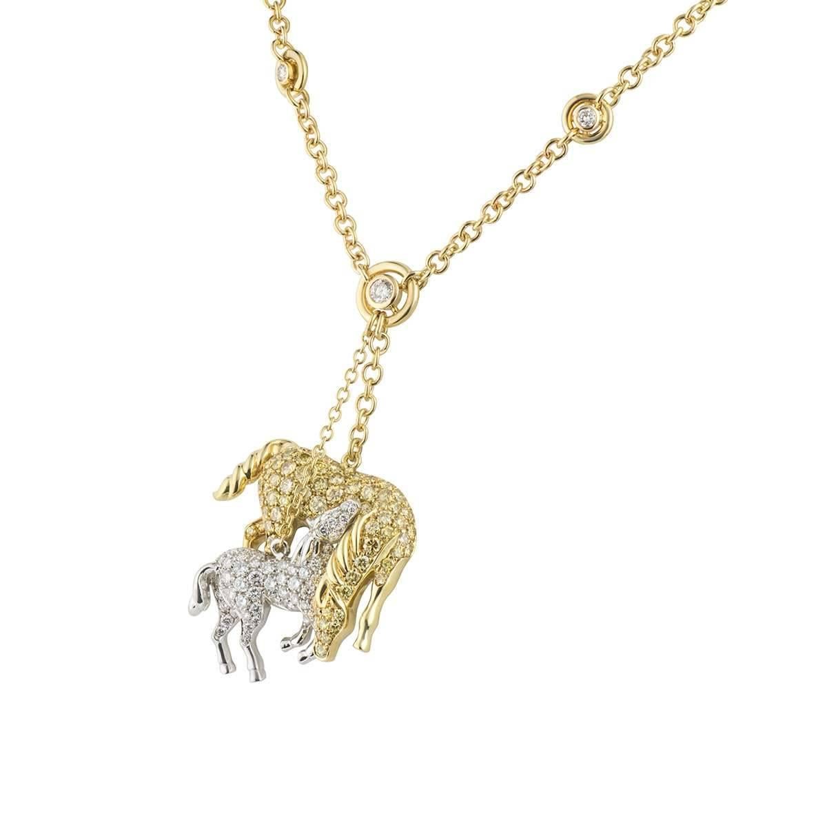  Yellow and White Diamond Horse Pendant 4.25 carats In Excellent Condition In London, GB