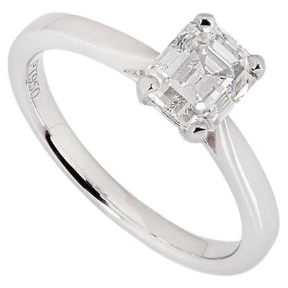 Bague de fiançailles en platine avec diamant taille émeraude de 1,18 carat E/VVS1 certifié GIA en vente