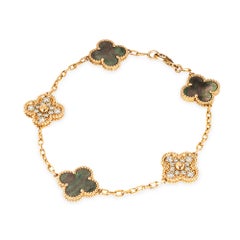 Van Cleef & Arpels Vintage Alhambra-Armband mit Diamanten und Perlmutt VCARP2R100