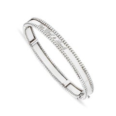 Van Cleef & Arpels White Gold Perlée Signature Medium Bracelet VCARN5B000
