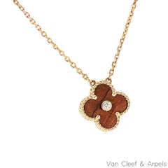 Van Cleef & Arpels Bullseye Vintage Alhambra Holiday Pendant VCARP0MV00