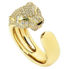 Cartier Yellow Gold Diamond, Emerald, and Onyx Panthere De Cartier Ring N4225052