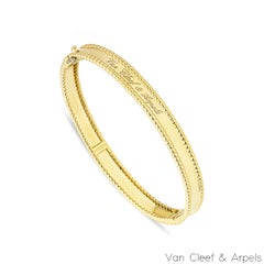 Grand bracelet « Perlée Signature » en or jaune Van Cleef & Arpels, référence VCARP3K900