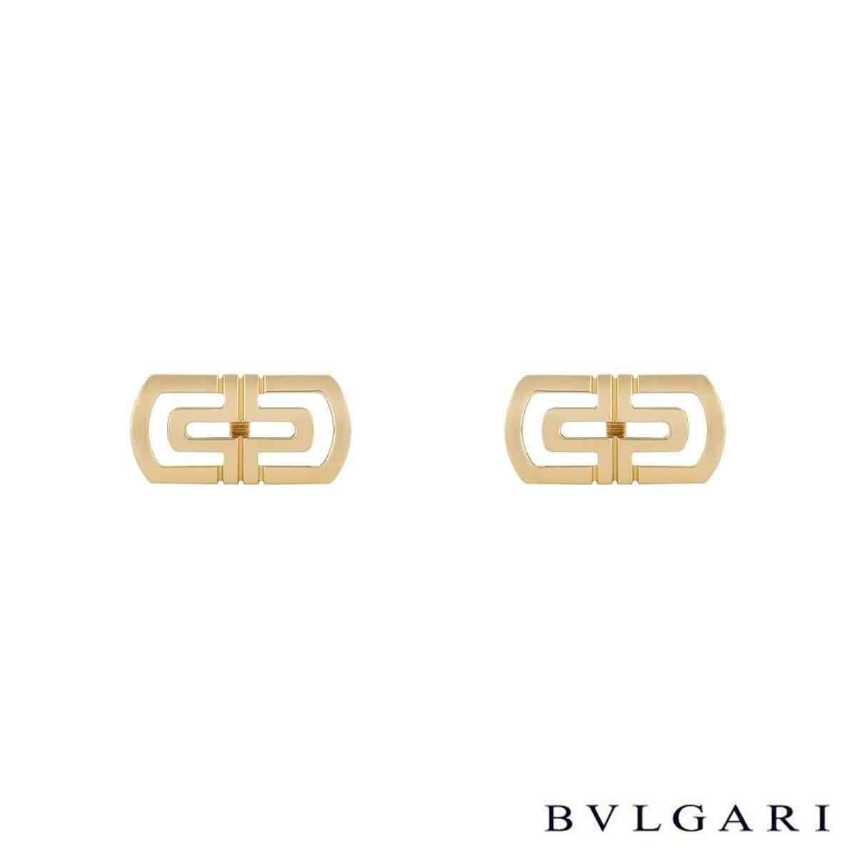 A pair of Bulgari 18k yellow gold cufflinks from the Parentesi collection. The cufflinks features the parentesi motif with the Bvlgari logo embossed on the bar. The cufflinks are 19.9mm in width and 9.9mm in length and have a gross weight of 12.7