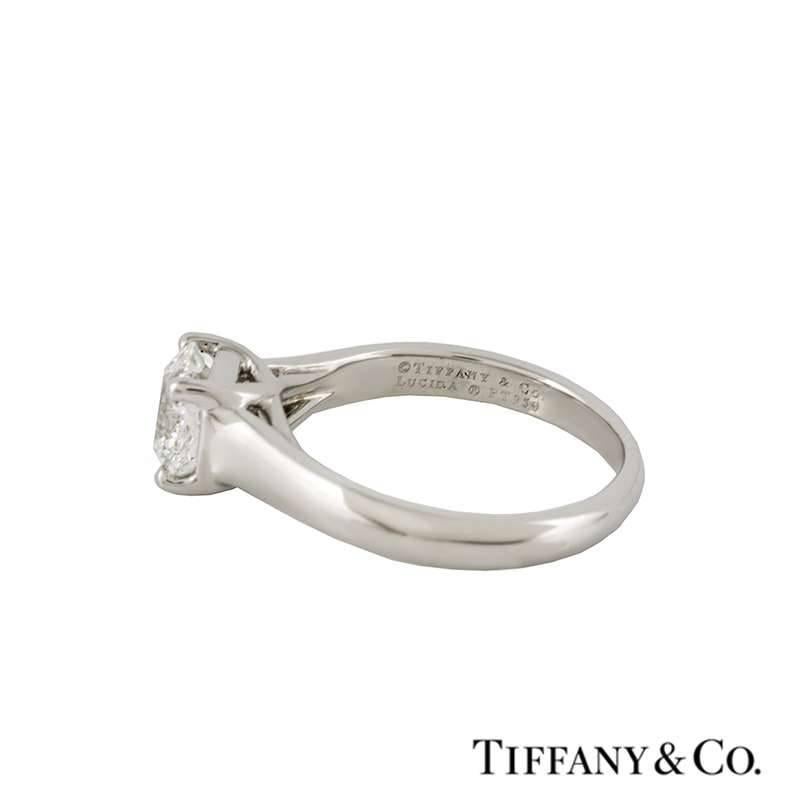 Tiffany & Co. Lucida Cut Diamond Engagement Ring 1.00 Carat In Excellent Condition In London, GB