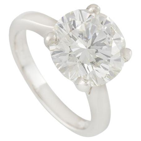 GIA Certified Round Brilliant Diamond Solitaire Engagement Ring 5.01 ct J/VVS2 For Sale