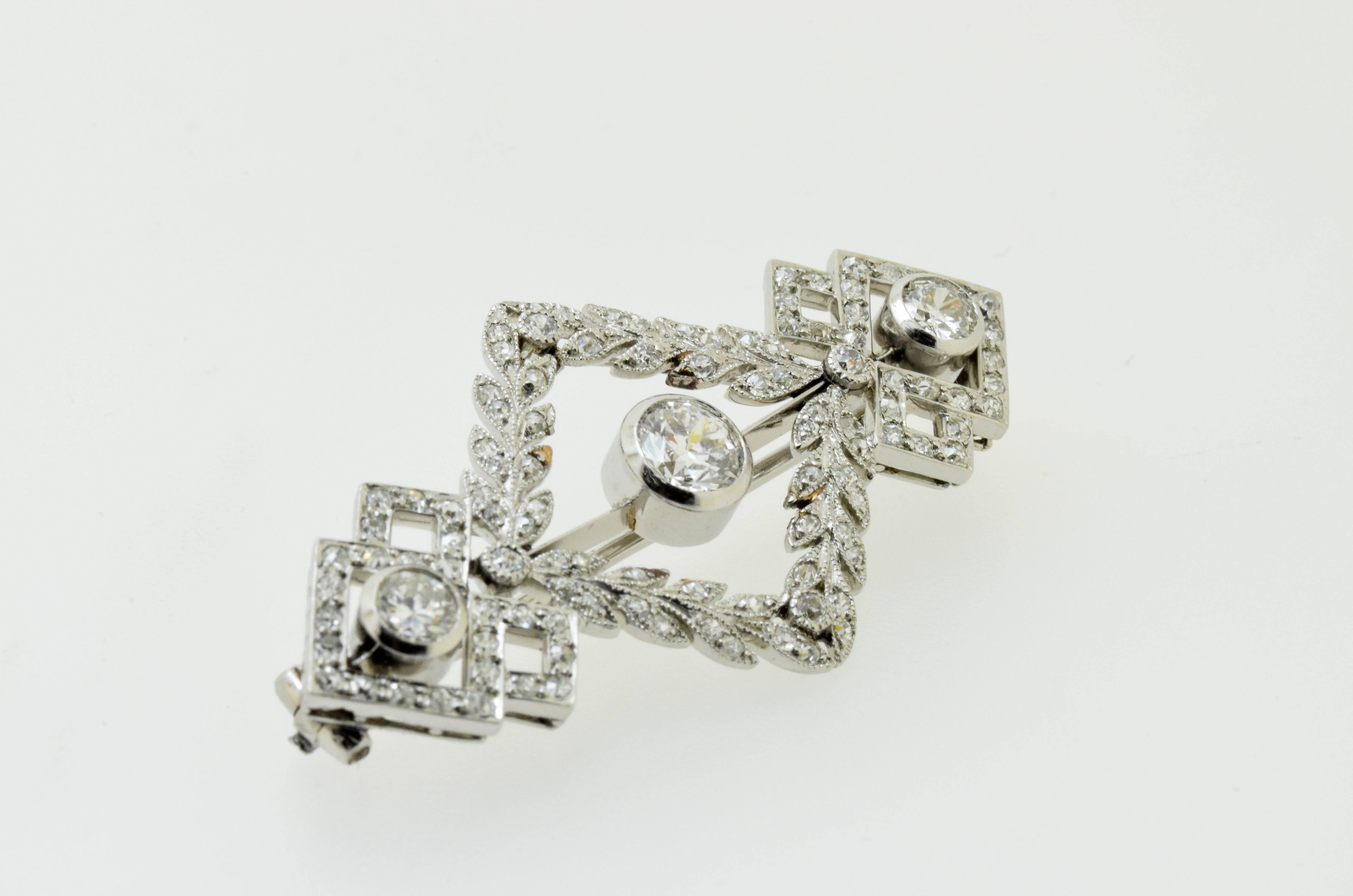 Diamond & Platinum Brooch In Excellent Condition For Sale In Fuengirola, Malaga