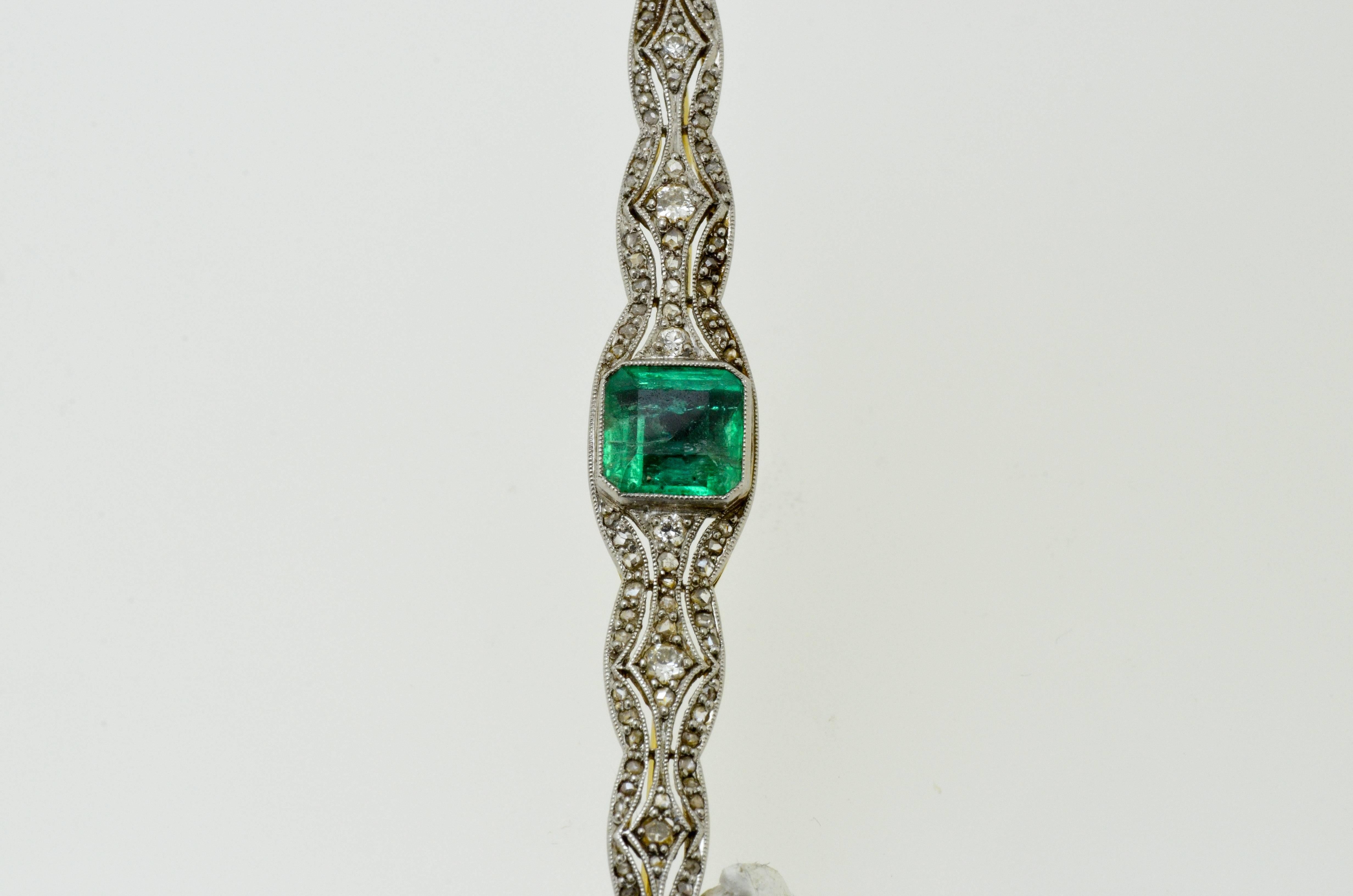 Emerald & Diamond Gold Brooch In Good Condition For Sale In Fuengirola, Malaga