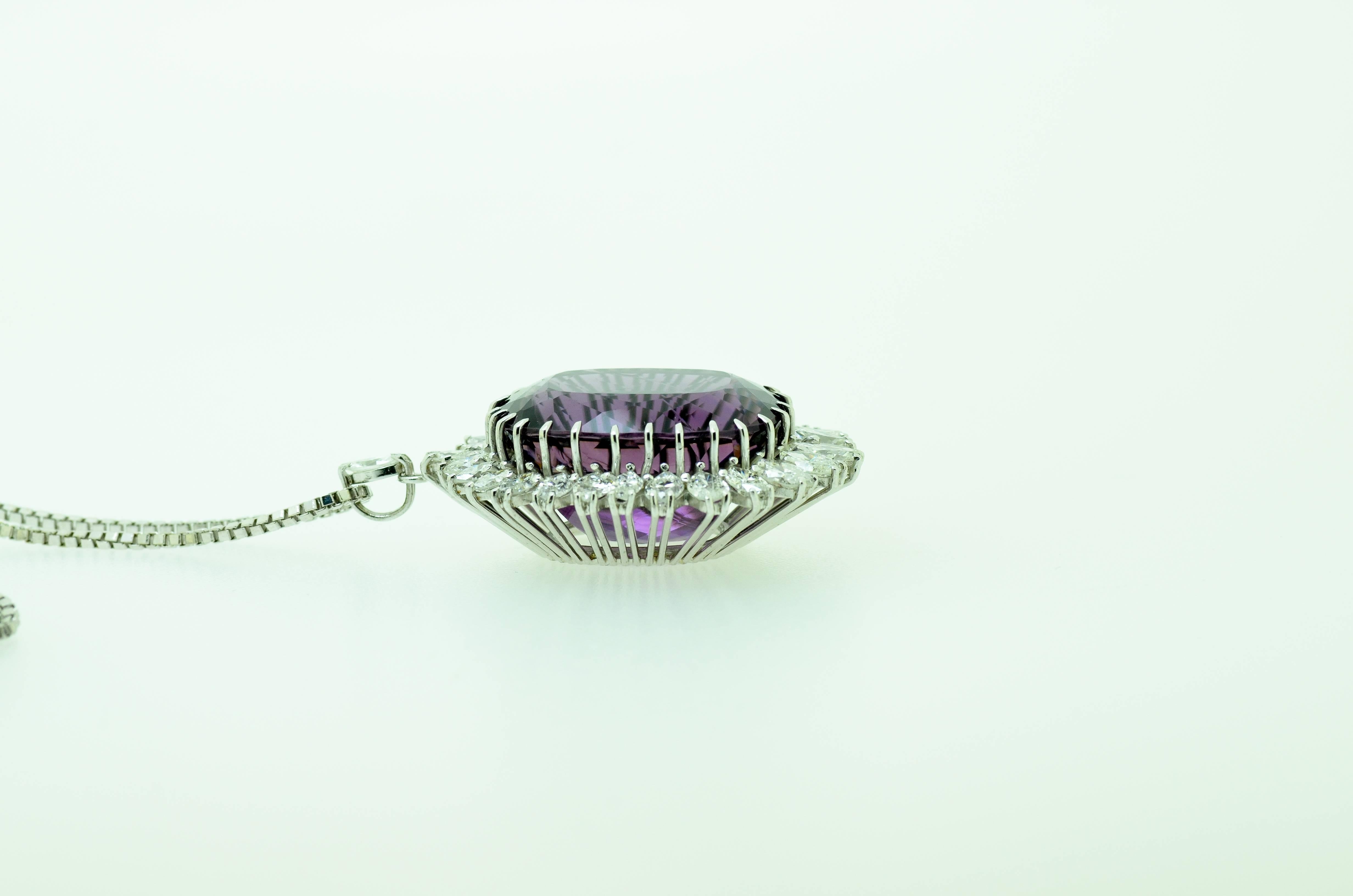 Russian Amethyst & Diamond Pendant In Excellent Condition For Sale In Fuengirola, Malaga