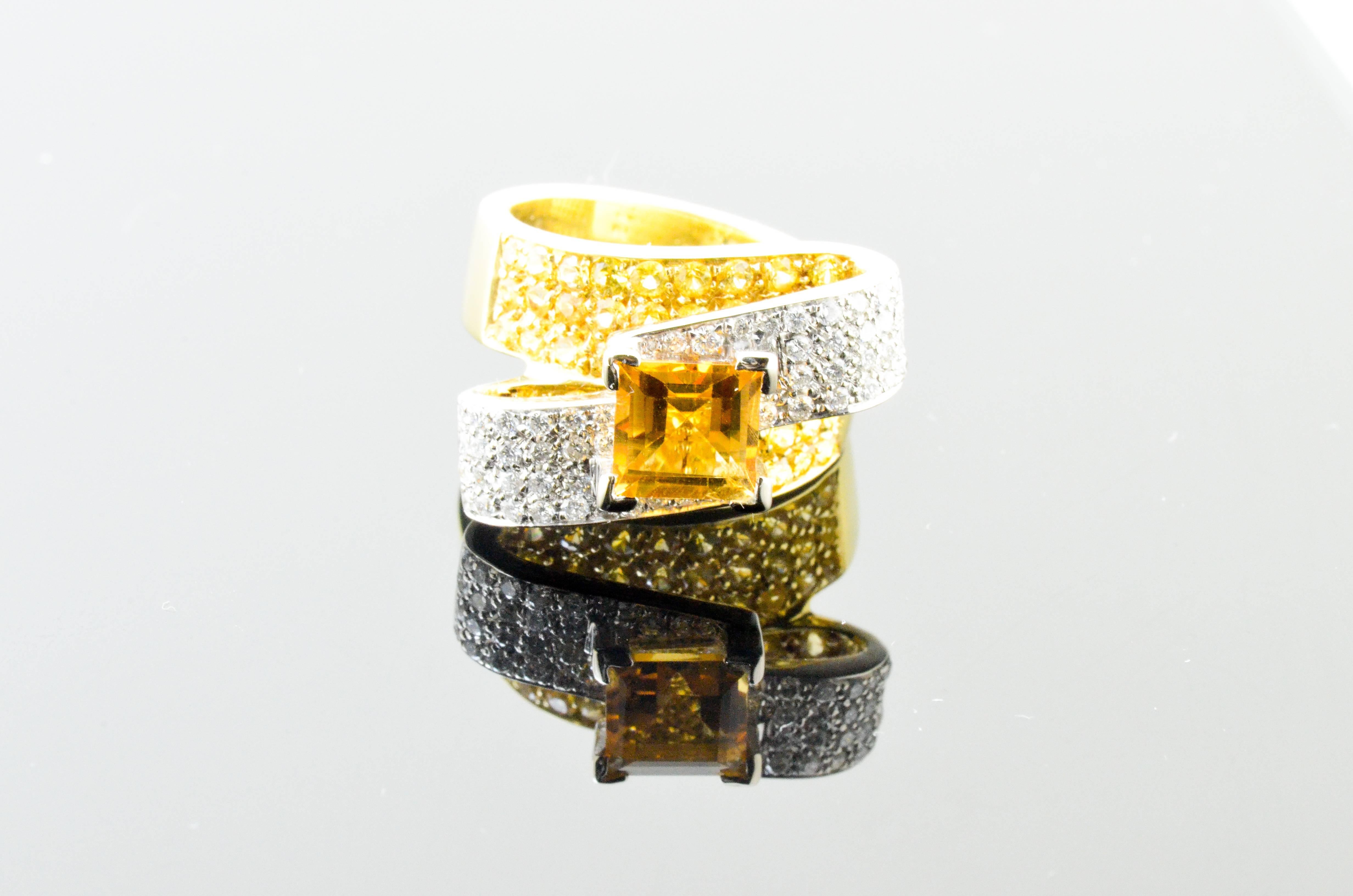 Citrine & Diamond Gold Ring In Excellent Condition For Sale In Fuengirola, Malaga