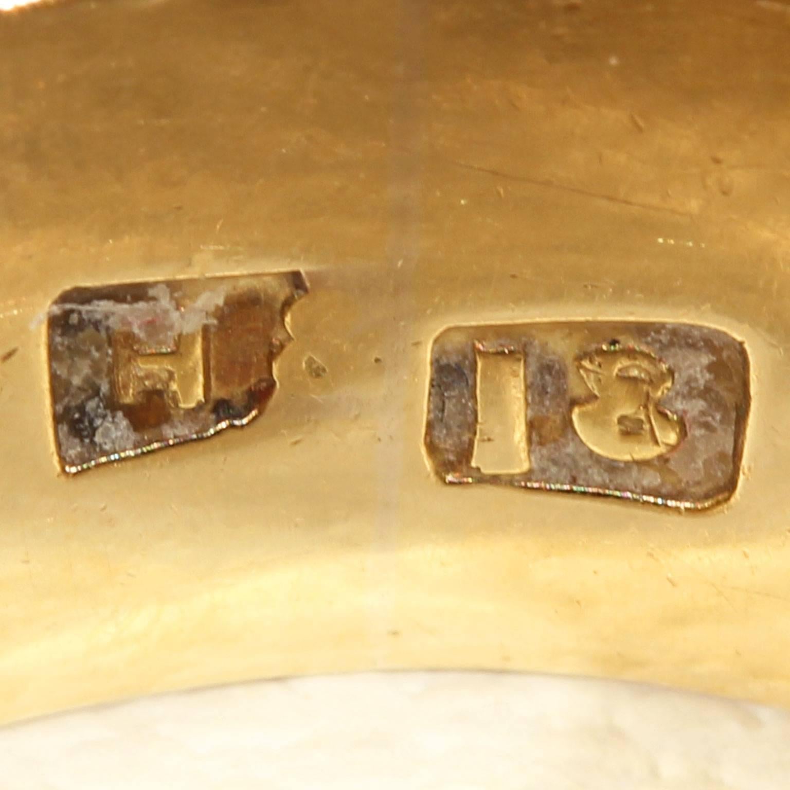 Antique Fascinating Scottish Victorian Bloodstone  Intaglio Gold Signet Ring For Sale 1