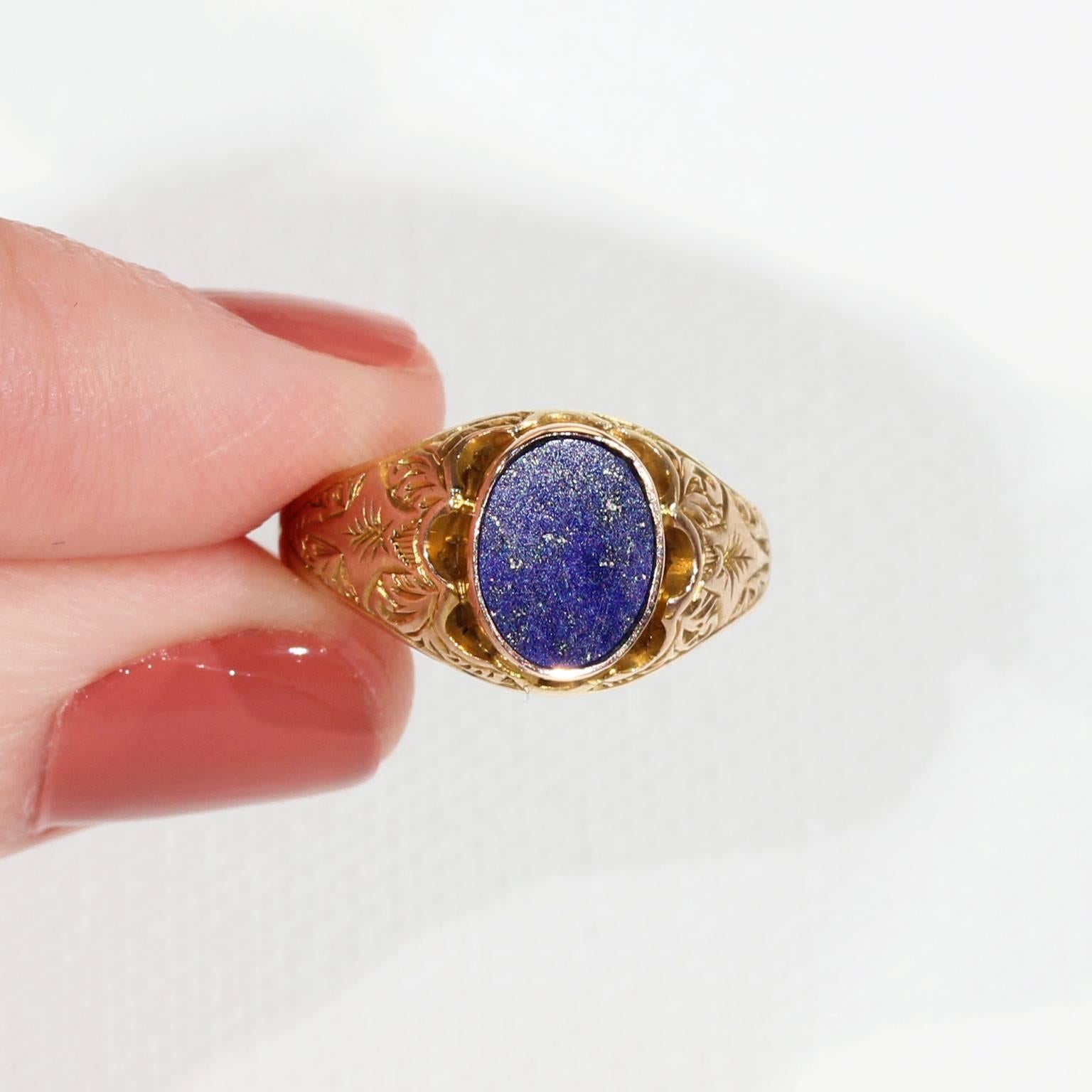 Women's or Men's Victorian Lapis Lazuli Gold Ring