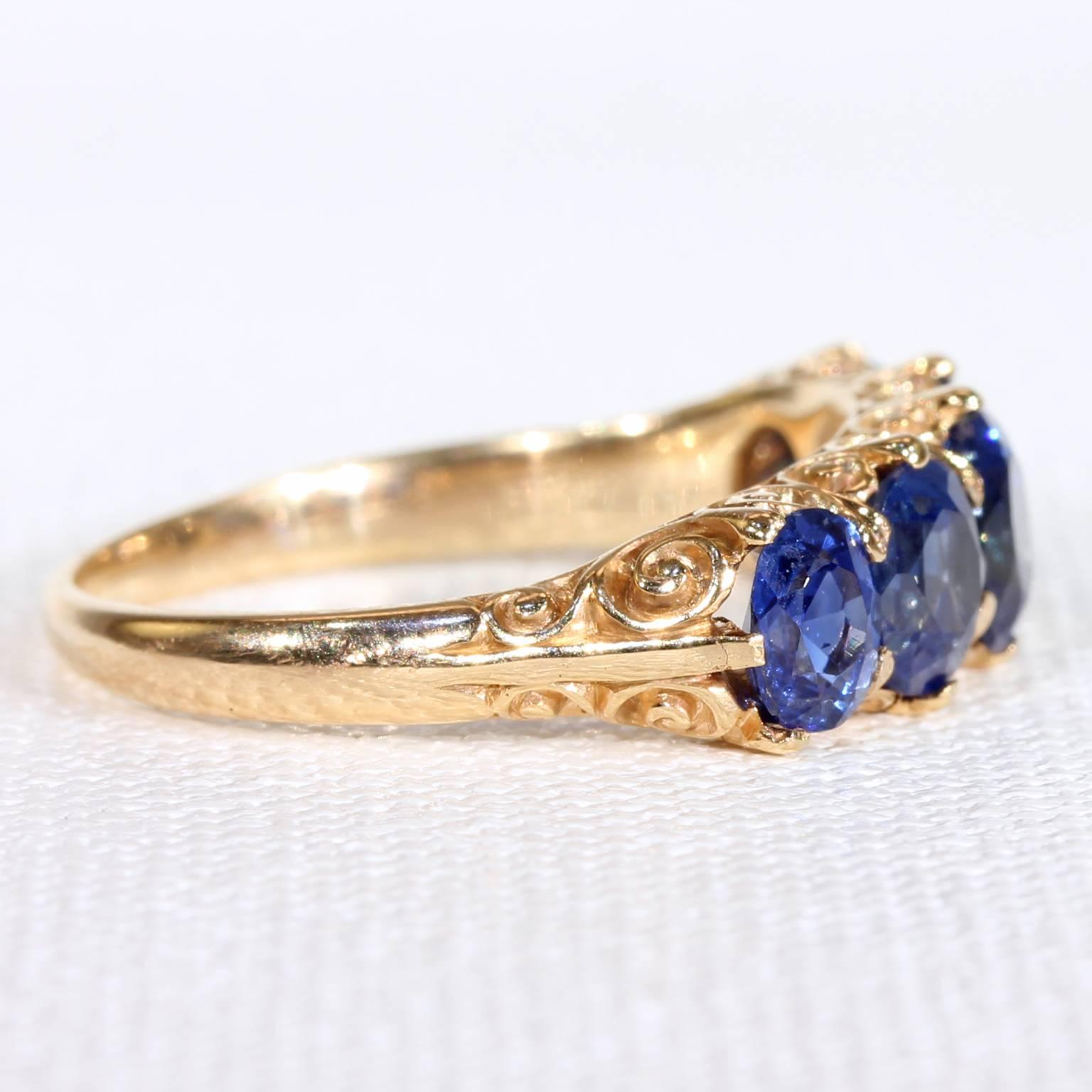Late Victorian Victorian Untreated Sapphire Yellow Gold Five Stone Ring 