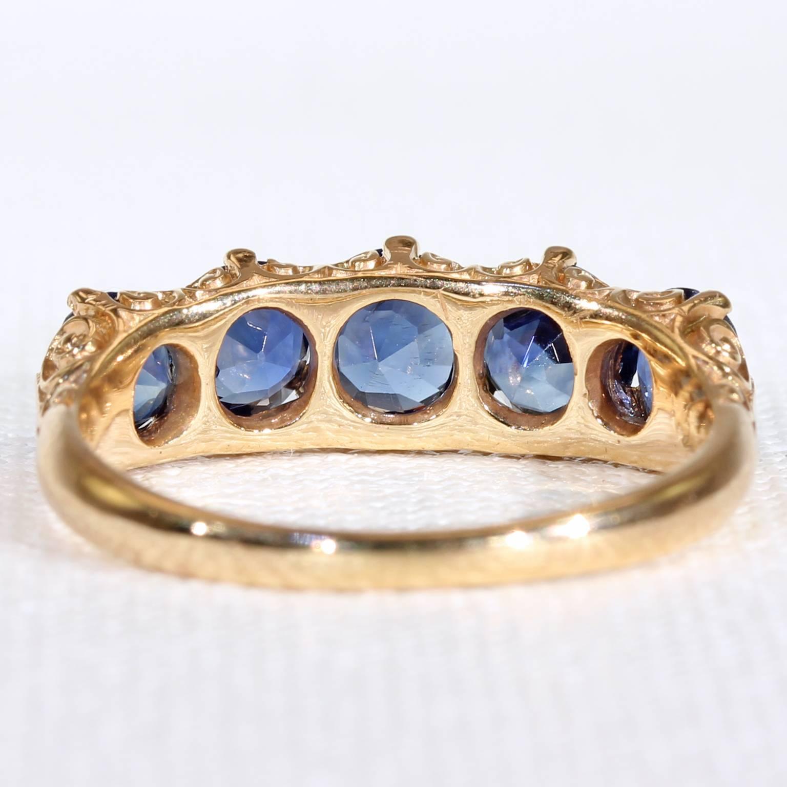 Victorian Untreated Sapphire Yellow Gold Five Stone Ring  In Excellent Condition In Middleton, WI