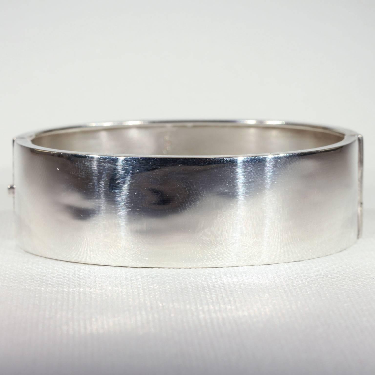 Women's Victorian Three-Tone Silver Bangle Floral Motif For Sale