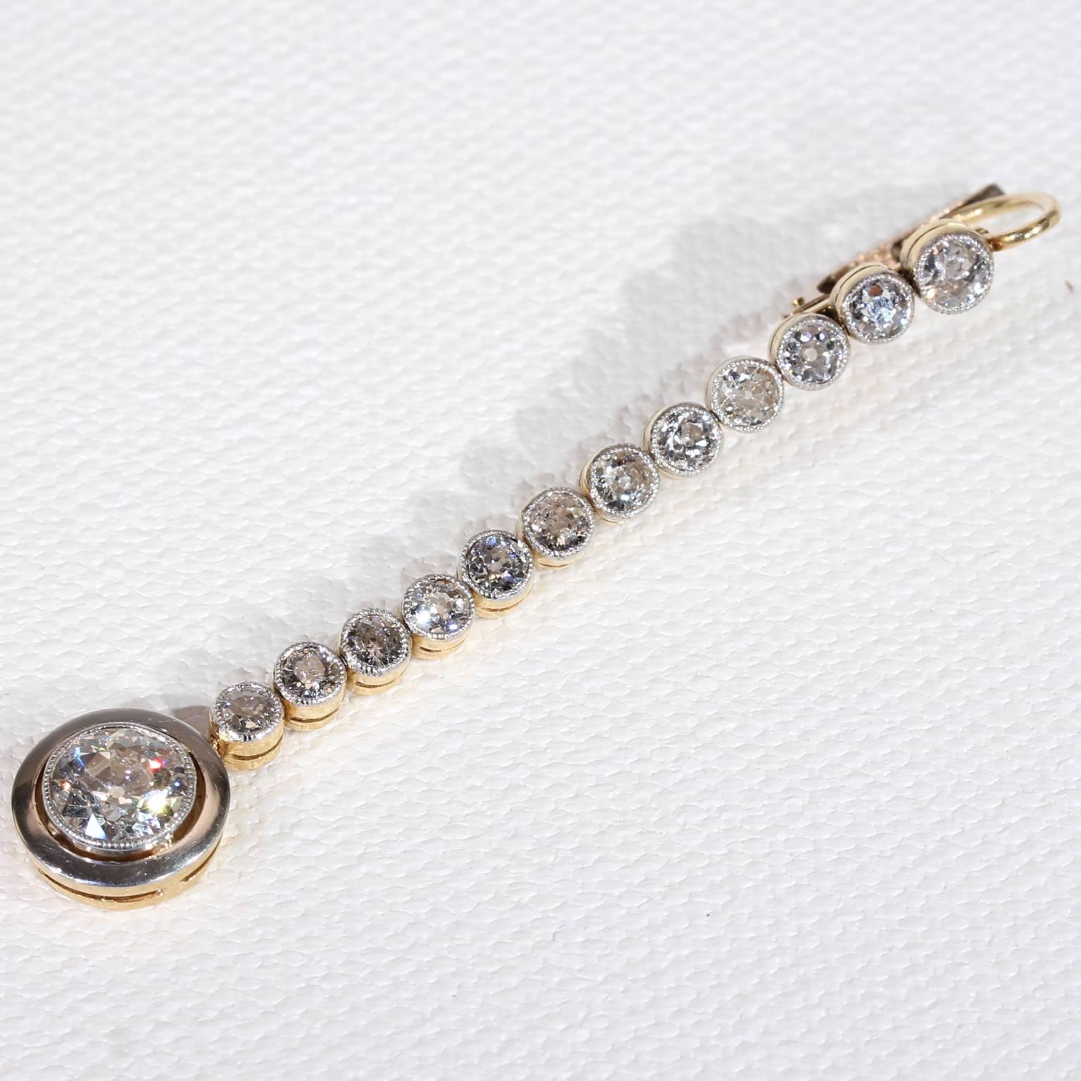 Art Deco Extra Long Diamond Gold Earrings For Sale 2