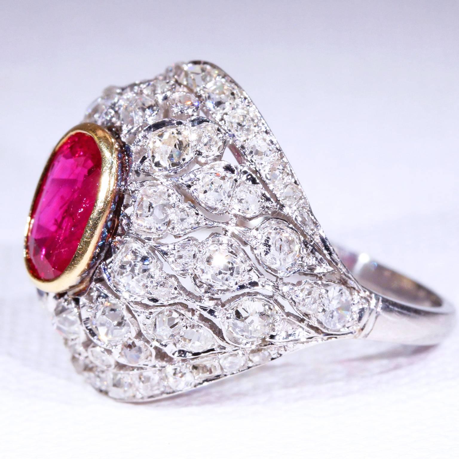 French Belle Époque Untreated Ruby Diamond Gold Ring In Excellent Condition For Sale In Middleton, WI