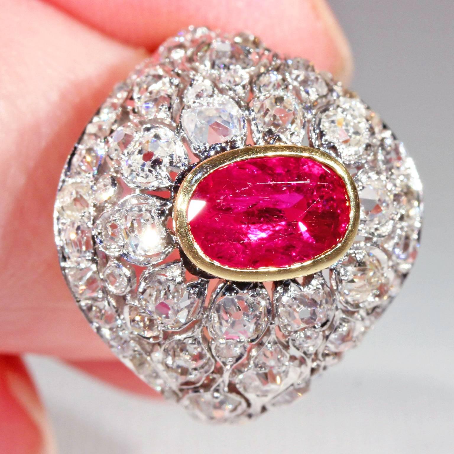 Women's French Belle Époque Untreated Ruby Diamond Gold Ring For Sale