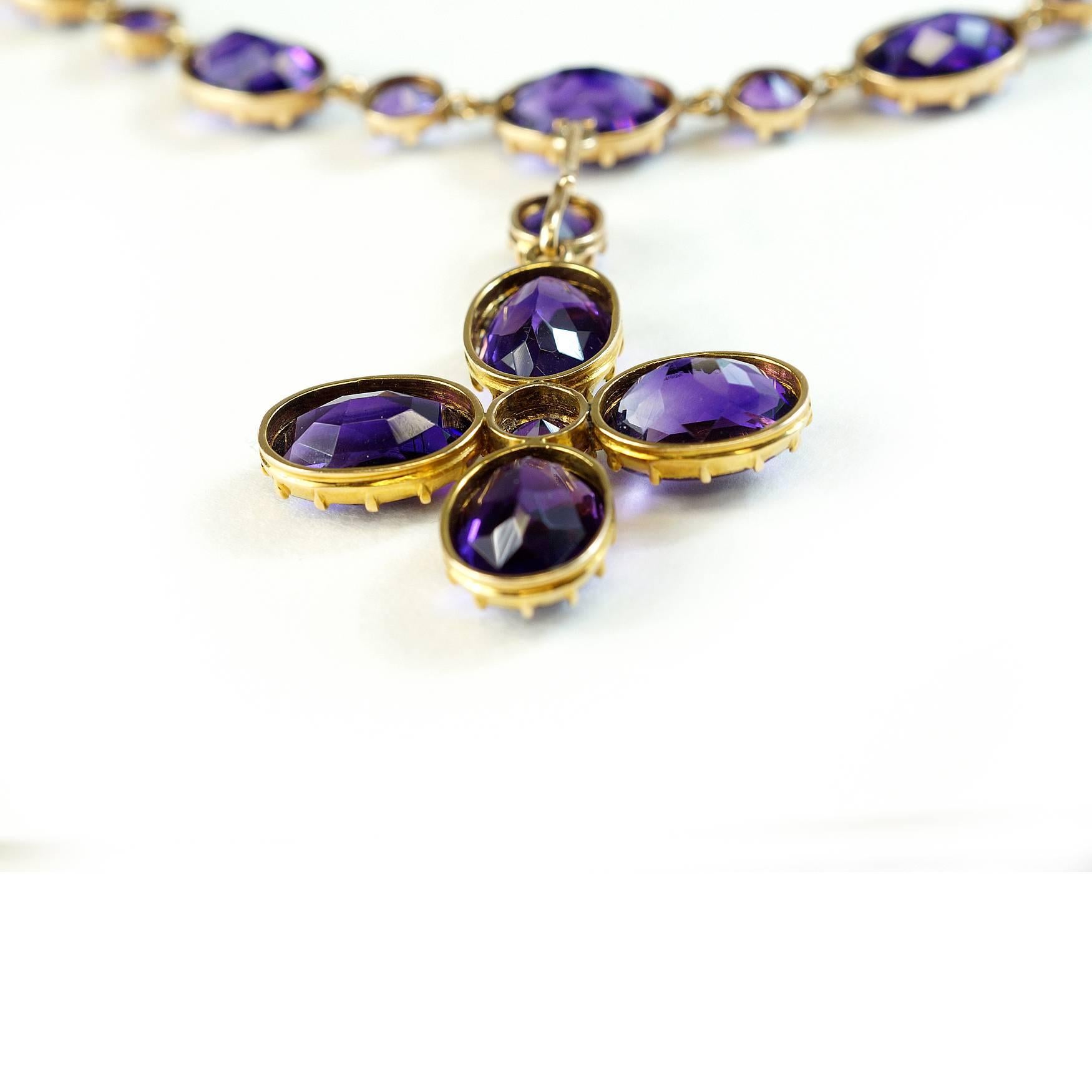 Antique Amethyst Necklace In Excellent Condition For Sale In Houston, TX