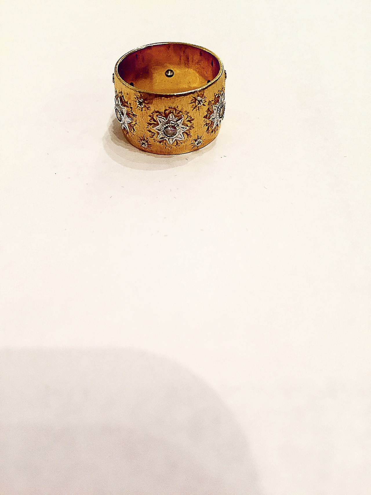 Taille brillant Mario Buccellati, bague en or et diamants en vente