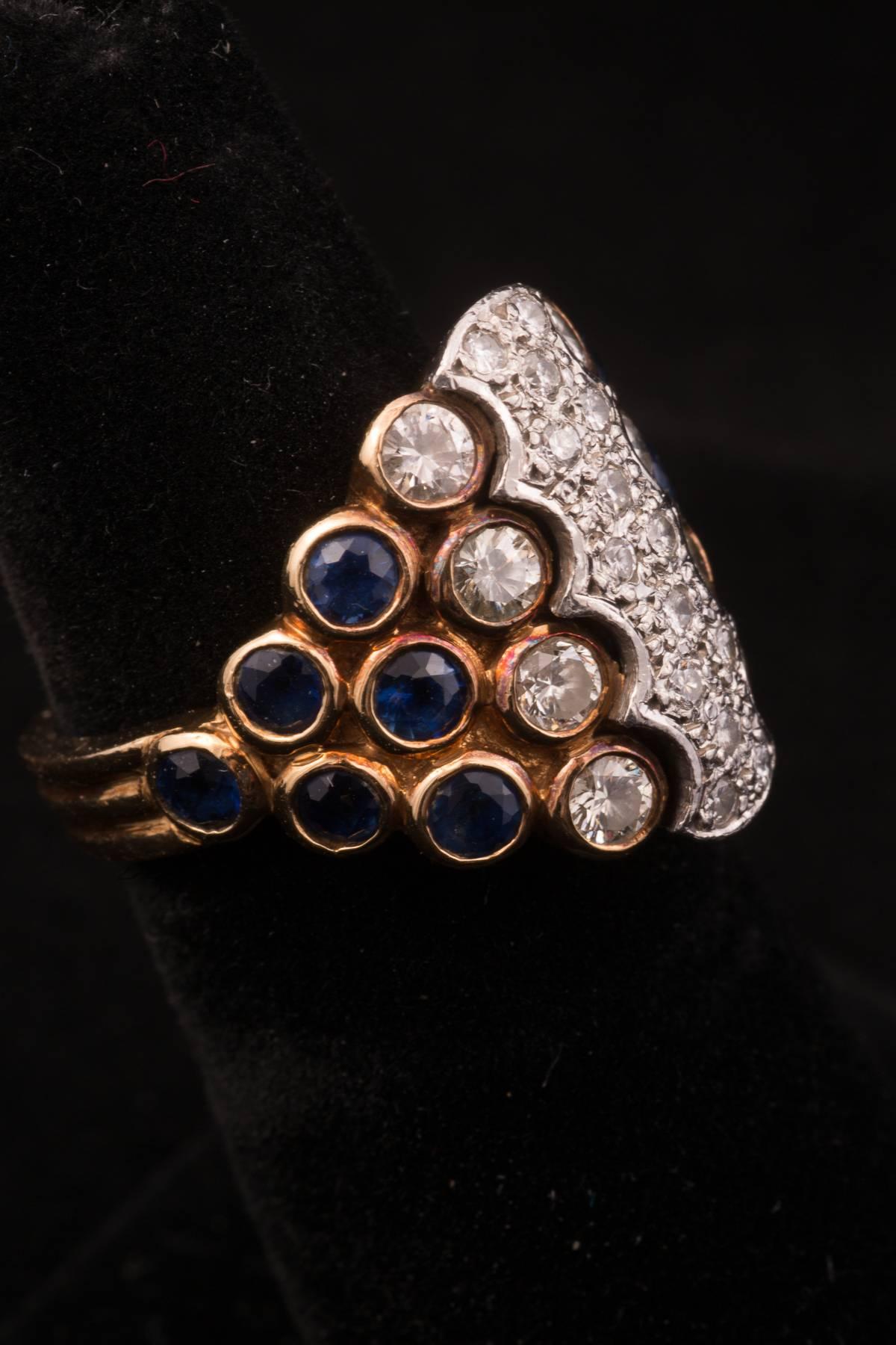 Unusual Sapphire,Diamond,Platinum and 18k gold Retro Ring
Size 5.75
