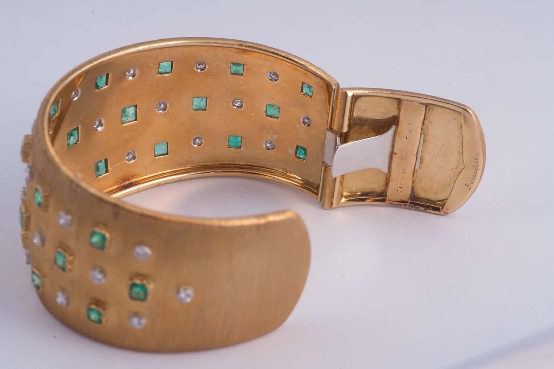Buccellati Diamond and Emerald Cuff Bracelet In Excellent Condition In New Orleans, LA