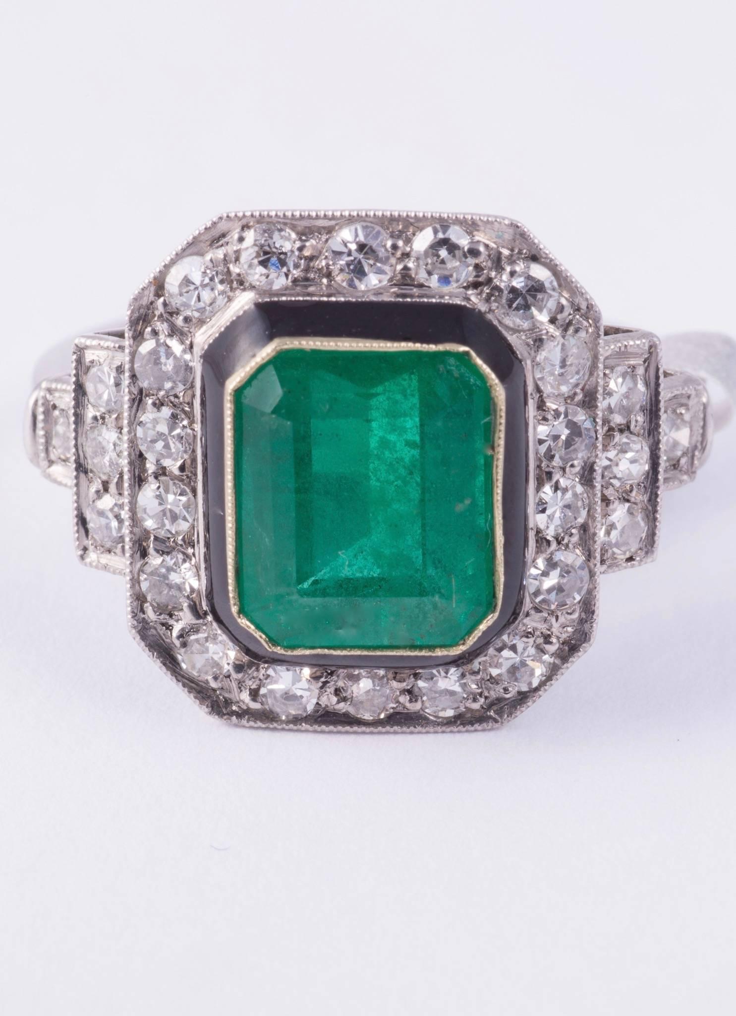 2.50ct Natural Emerald and Diamond Ring In Excellent Condition In New Orleans, LA