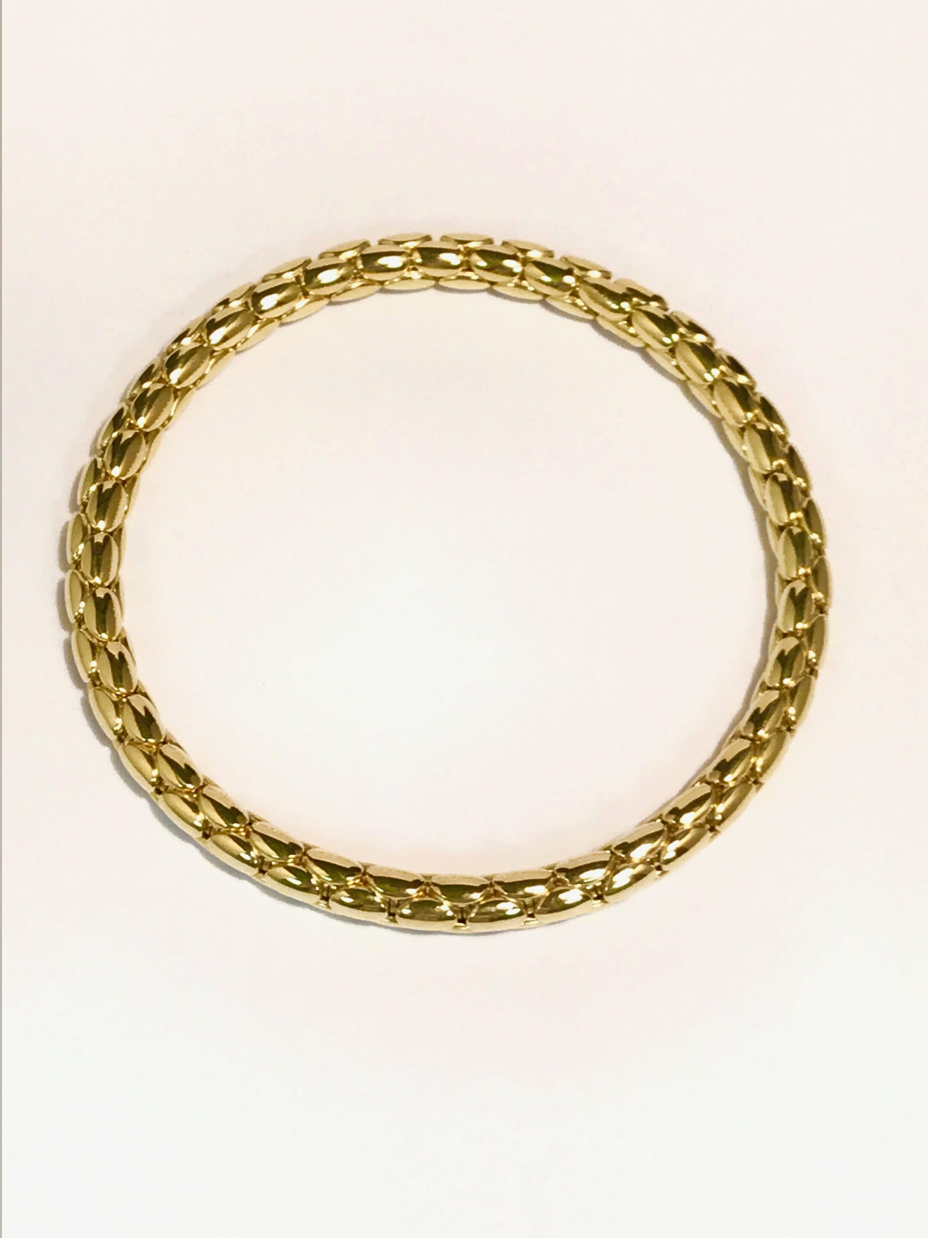 Yellow Gold 18 Carat Timeless Stretch Bracelet In New Condition In Vannes, FR