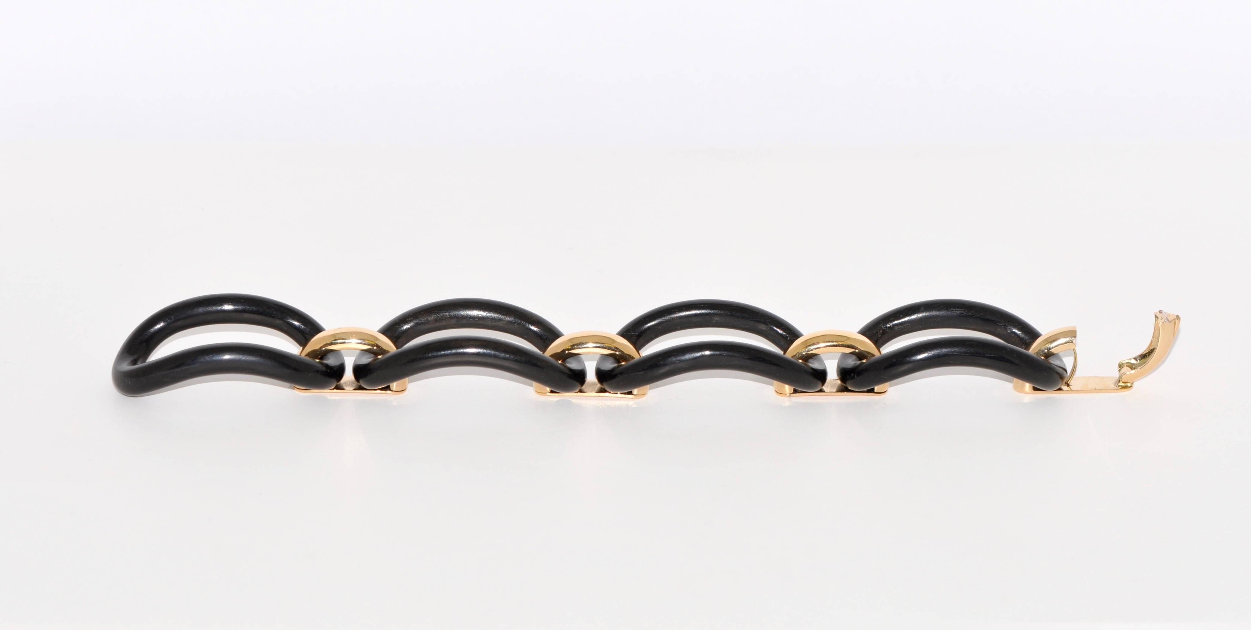 Ebony Wood and Yellow Gold 23.10 gr Articulated Bracelet In New Condition In Vannes, FR
