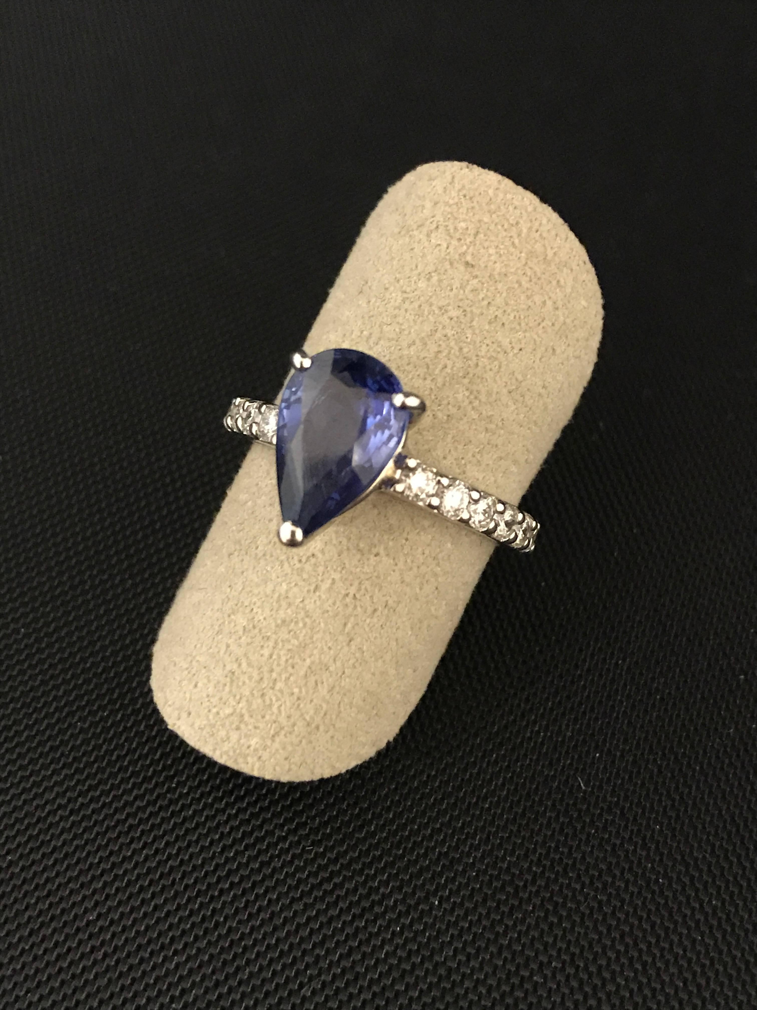 blue ceylon sapphire engagement rings