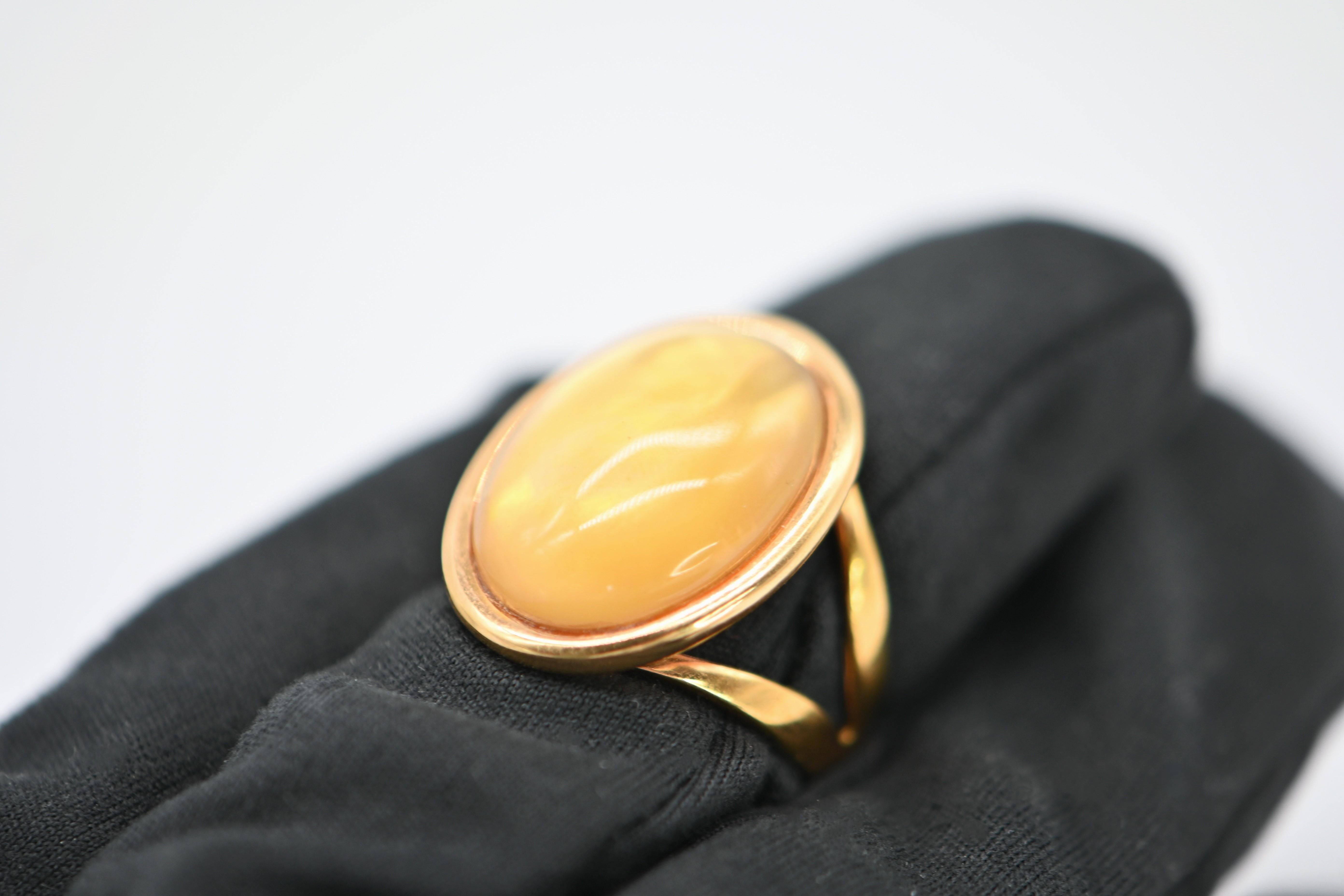Taille cabochon Bague en or jaune 18K avec citrine double face et quartz fumé en vente