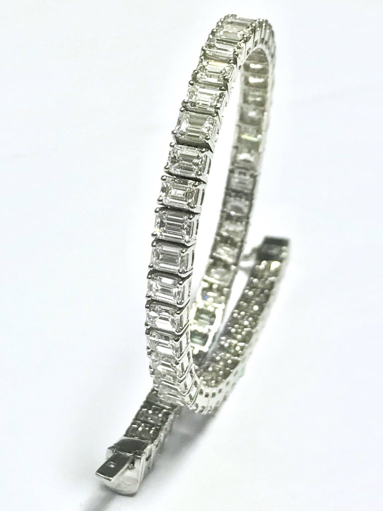 Emerald Cut Certified Diamonds 10.55 Carat on Platinum Tennis Bracelet