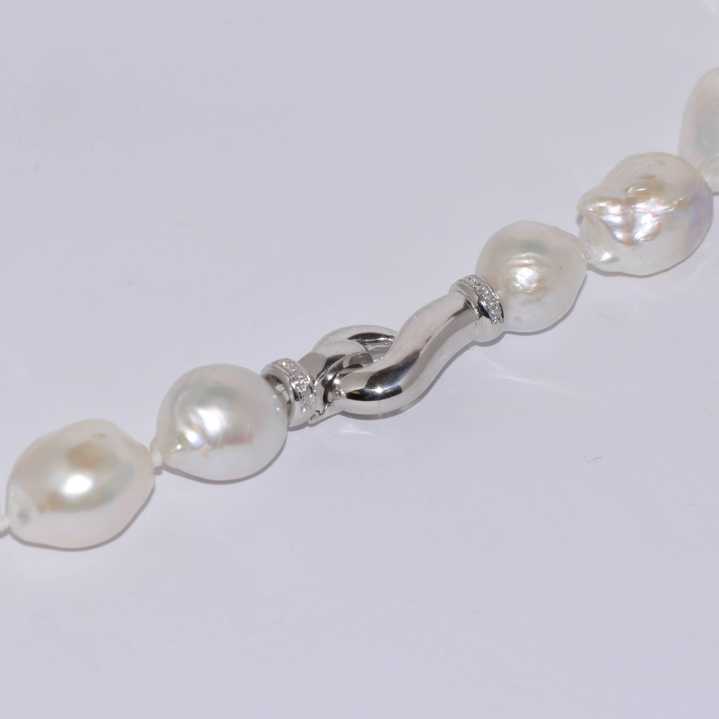 Women's Baroque Pearls Diamonds and White Gold Clasp Necklace