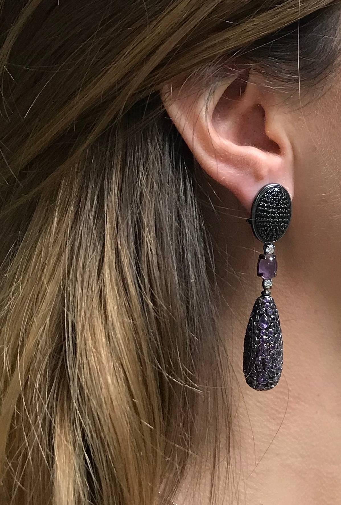 Amethyst, Black Spinel, Diamonds on Silver and Black Gold Chandelier Earrings In New Condition In Vannes, FR
