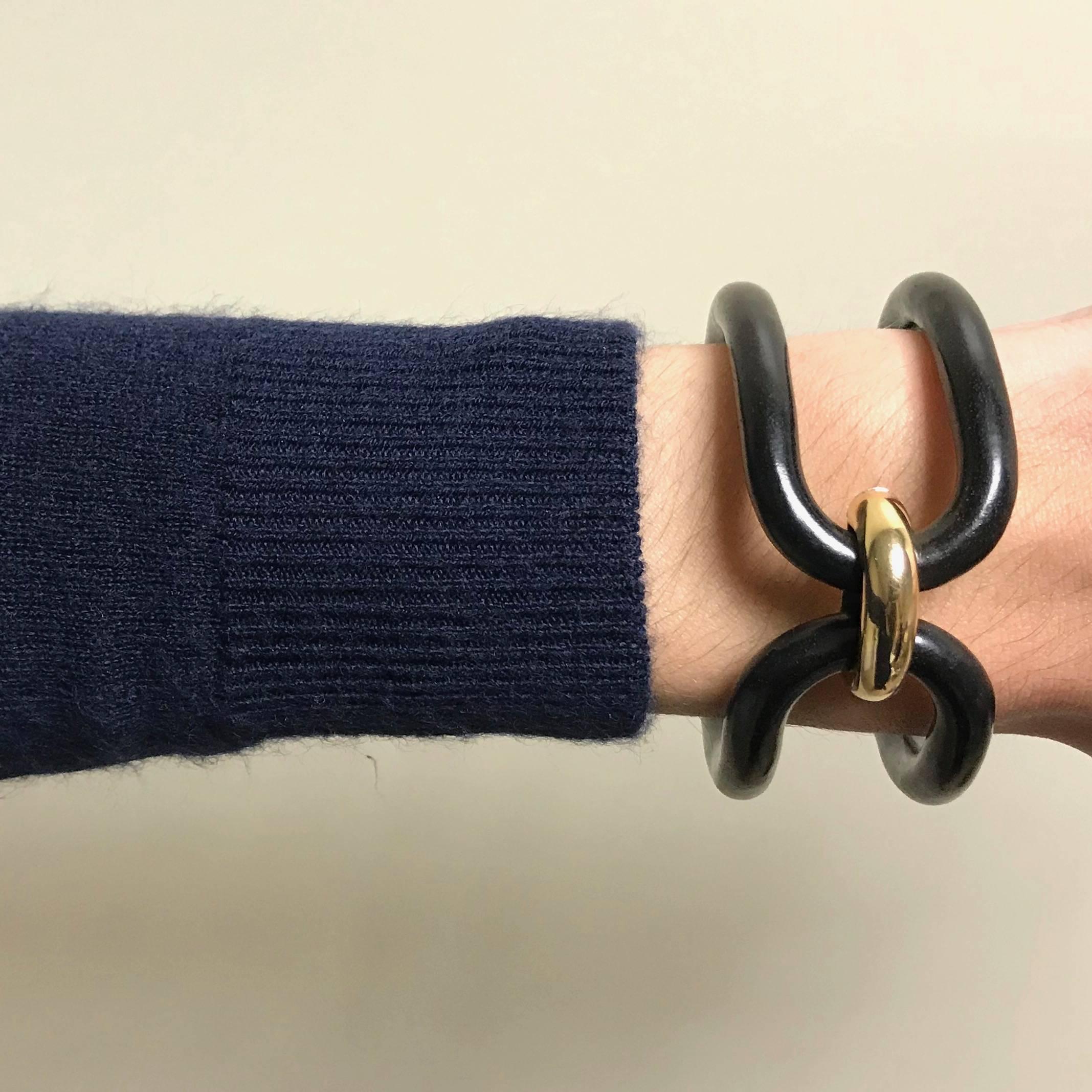Ebony Wood and Yellow Gold 11.6 gr Articulated Bracelet In New Condition In Vannes, FR