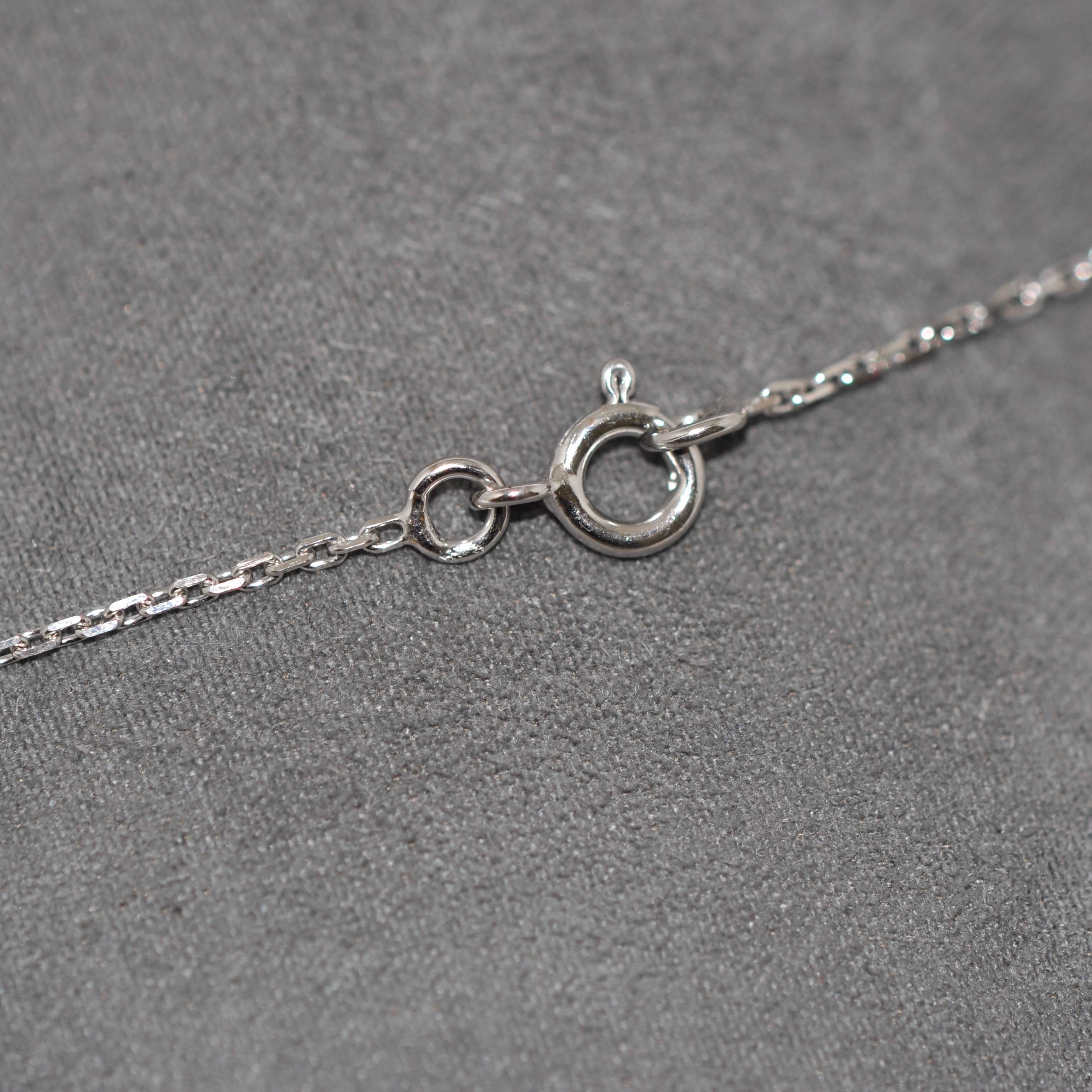 White Diamonds Crimp in a Circle White Gold Pendant Necklace  In New Condition In Vannes, FR