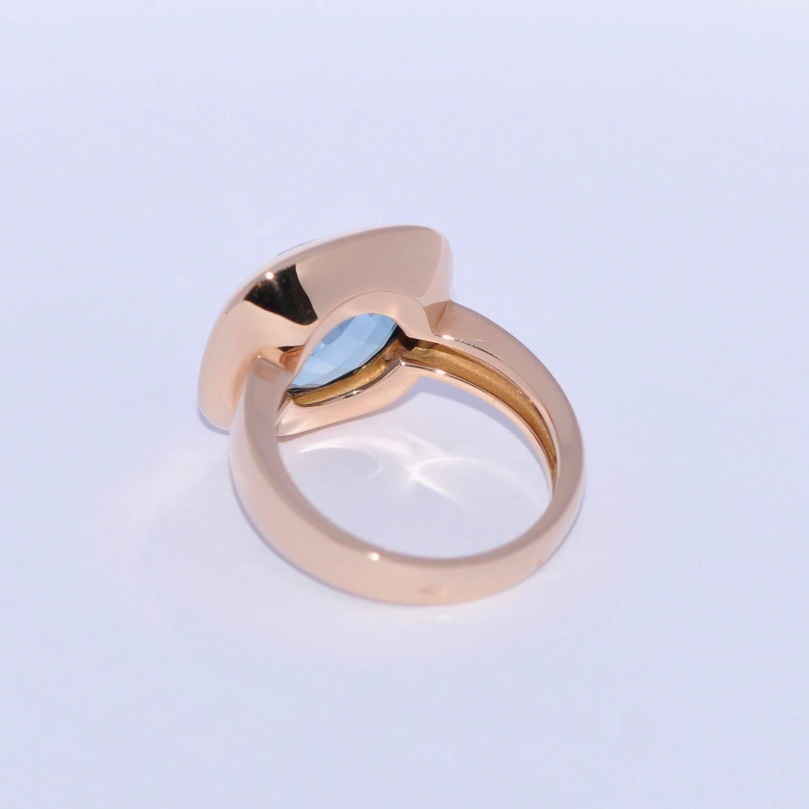 Lagoon Quartz and Rose Gold 18 Carat Fashion Ring In New Condition In Vannes, FR