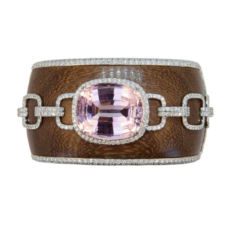 Laura Munder 57.81 Carat Kunzite Diamond and Wood White Gold Bangle Bracelet For Sale