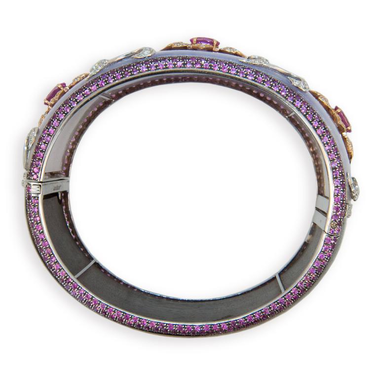 Oval Cut Laura Munder Lavender Jade Grenadill Wood Pink Sapphire Diamond Bangle Bracelet For Sale
