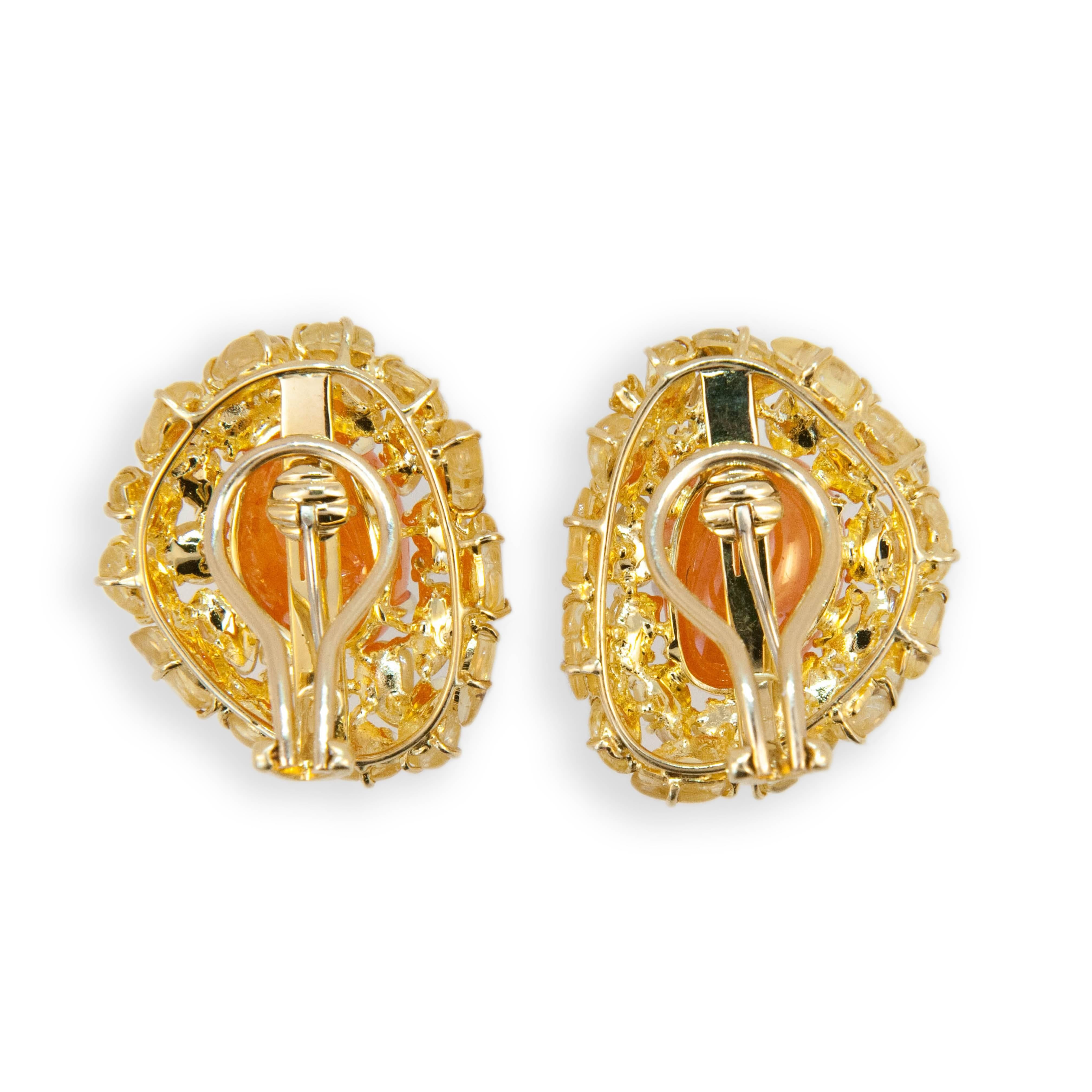 Laura Munder Mandarin Garnet Yellow Sapphire Yellow Diamond Yellow Gold Earrings In New Condition For Sale In West Palm Beach, FL