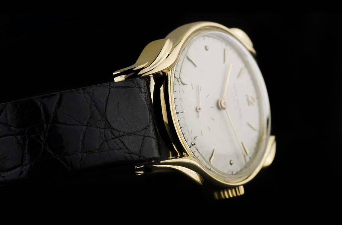 Men's Patek Philippe Yellow Gold Flame Lugs Rare Calatrava Wristwatch, 1953