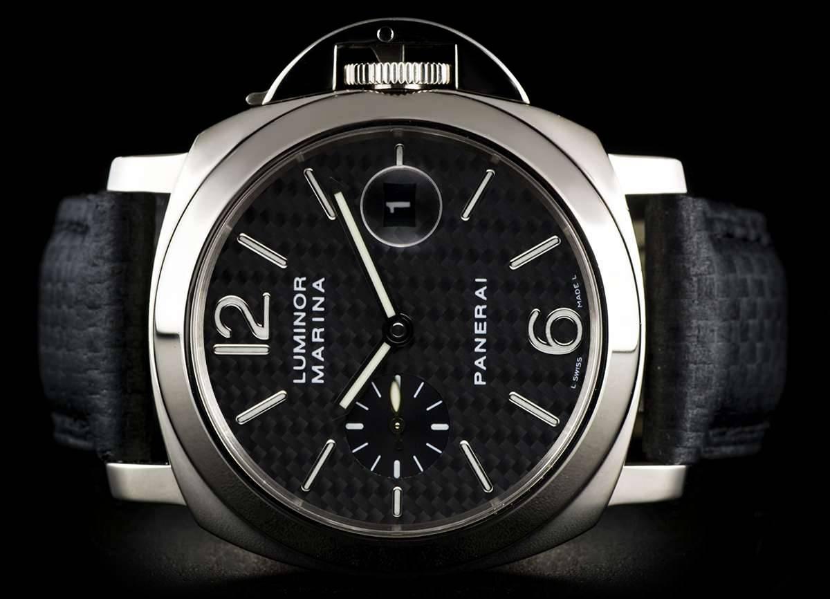 Panerai White Gold Carbon Fibre Dial Luminor Marina automatic Wristwatch 2008 In Excellent Condition In London, GB